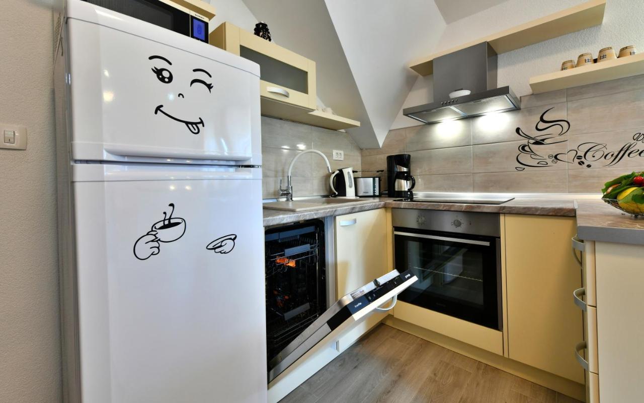 House Jelena Apartment Seliste Dreznicko Exterior photo
